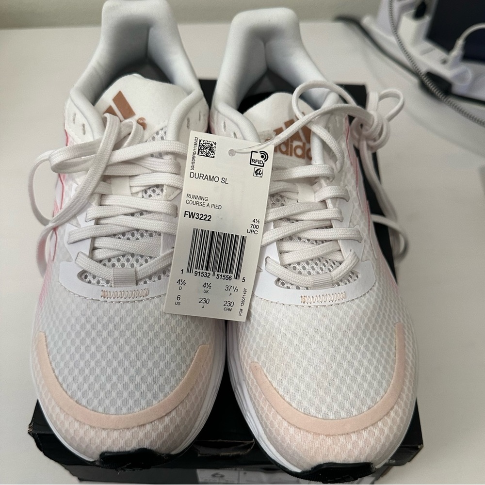 Adidas Duramo